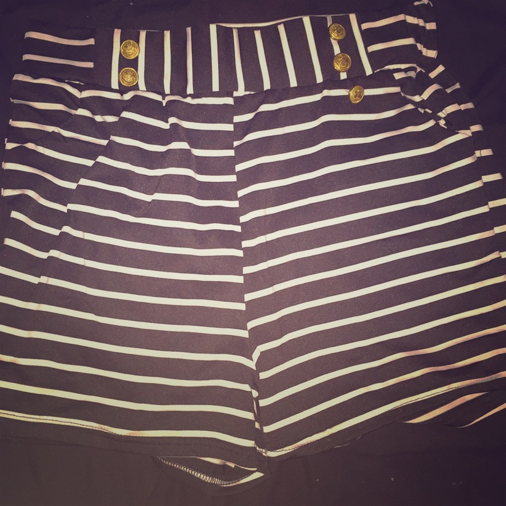 Romacci shorts size M